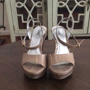 Carlos Santana wedges